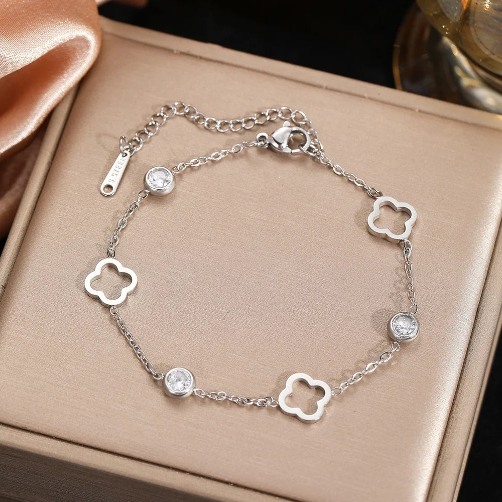 Lumière Clover Bracelet in silver