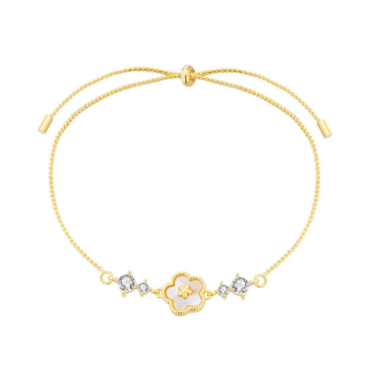 Blanche Clover Bracelet with white shell clover in gold